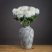 Crafting the Perfect Spring Flower Arrangement - Rogey